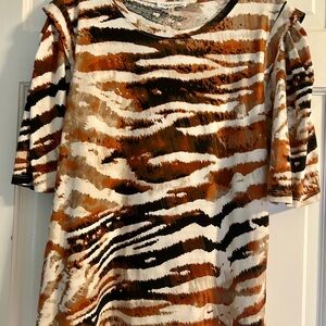 Calvin Klein Brown and White Boxy 3/4 Sleeve T-Shirt